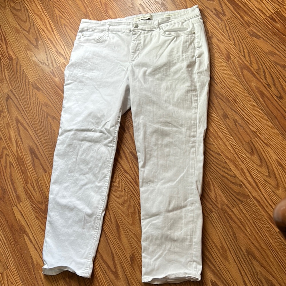 Vintage America white denim crop/ankle length.  pants. Size 16